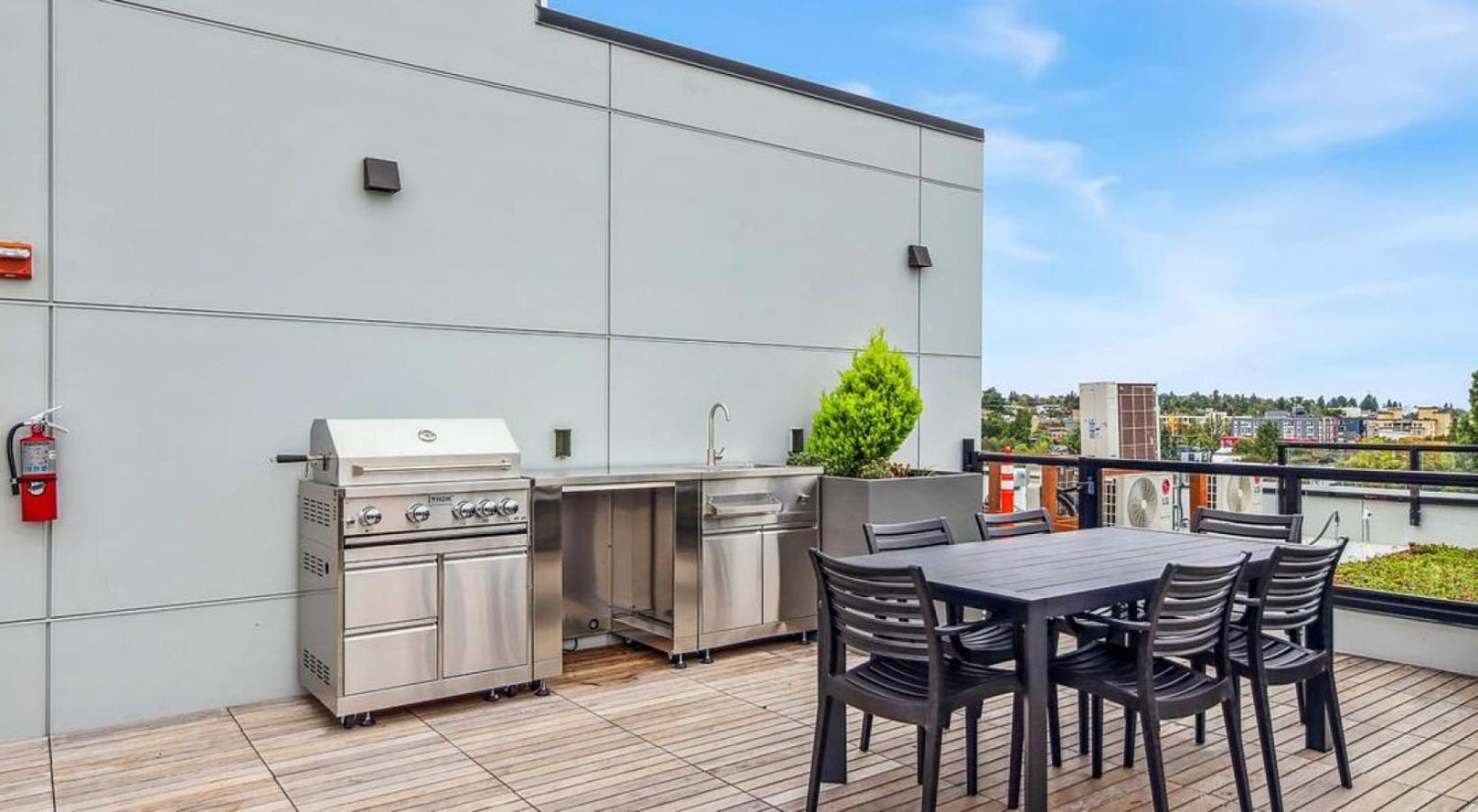 Landing At Madrone - 1 Bedroom In District *