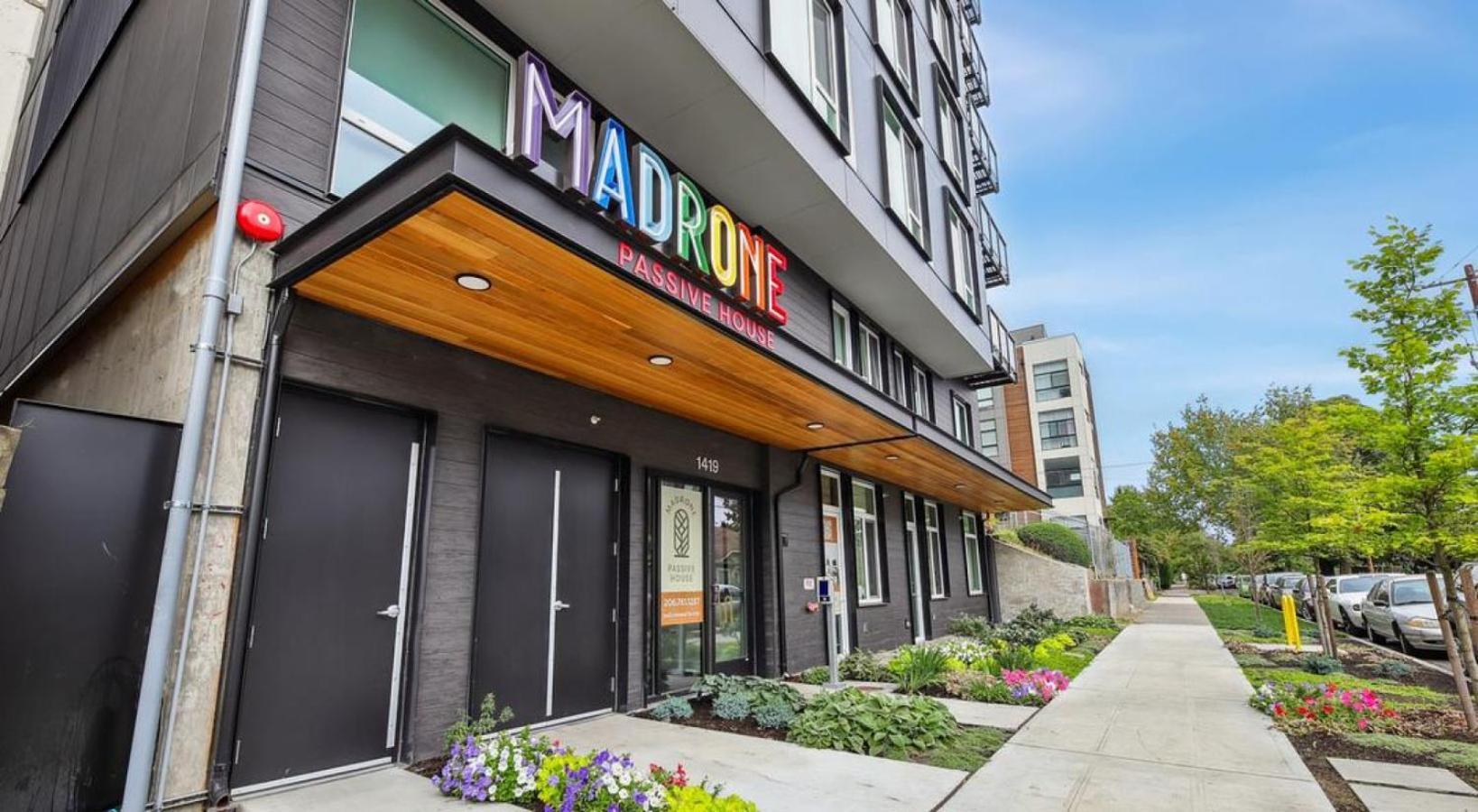 Landing At Madrone - 1 Bedroom In District Apartment