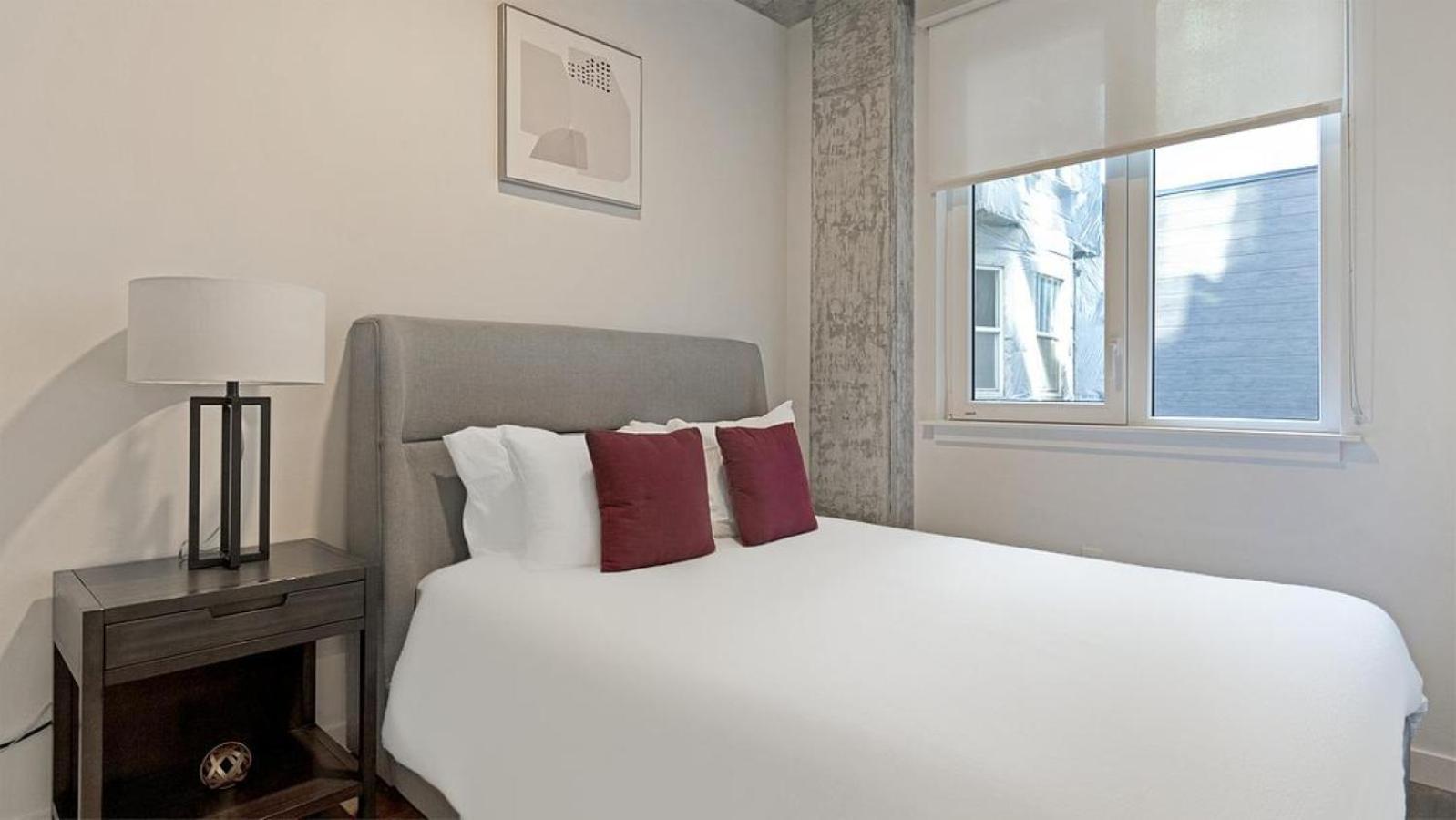 Landing At Madrone - 1 Bedroom In District